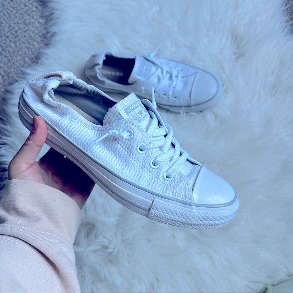Converse All Stars Low Top Canvas Sneakers White / Gray Size 9